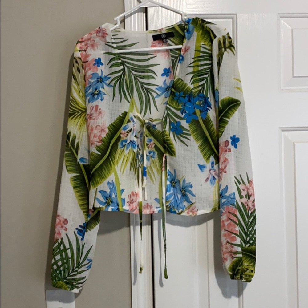 Tie Front Lightweight Top!
